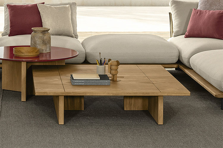 outdoor coffee tables