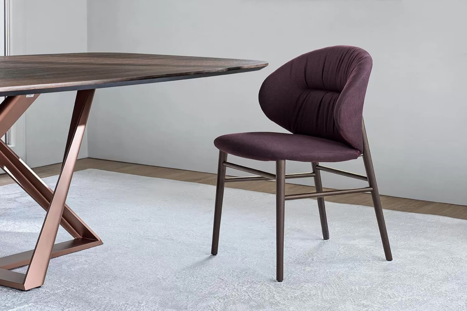 Drop Wood Dining Chair