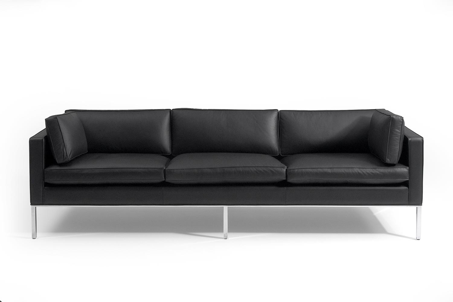 905 Comfort Sofa
