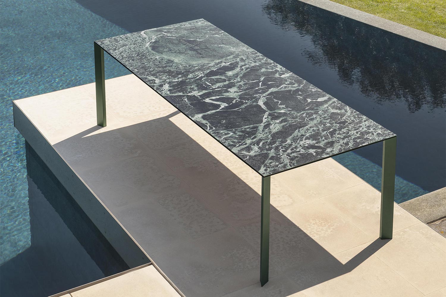 Akashi Ceramic Dining Table