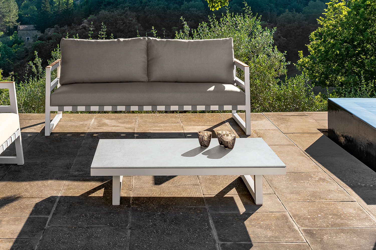 Alabama Alu Coffee Table Display Model