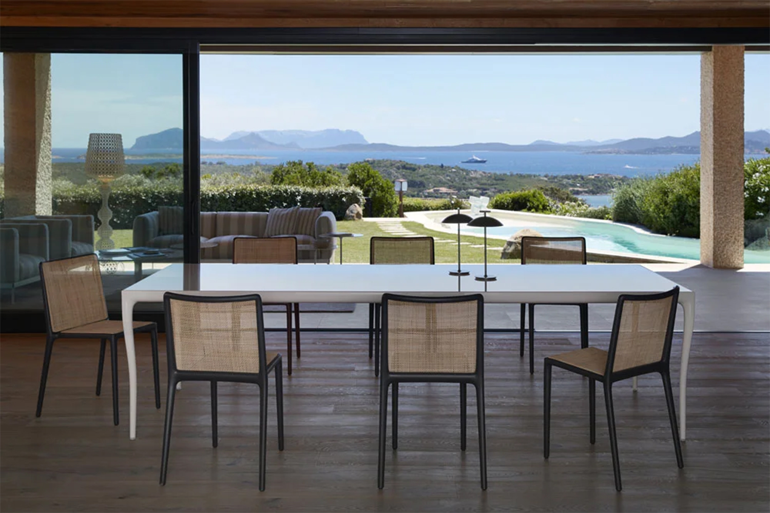 Albert Dining Table