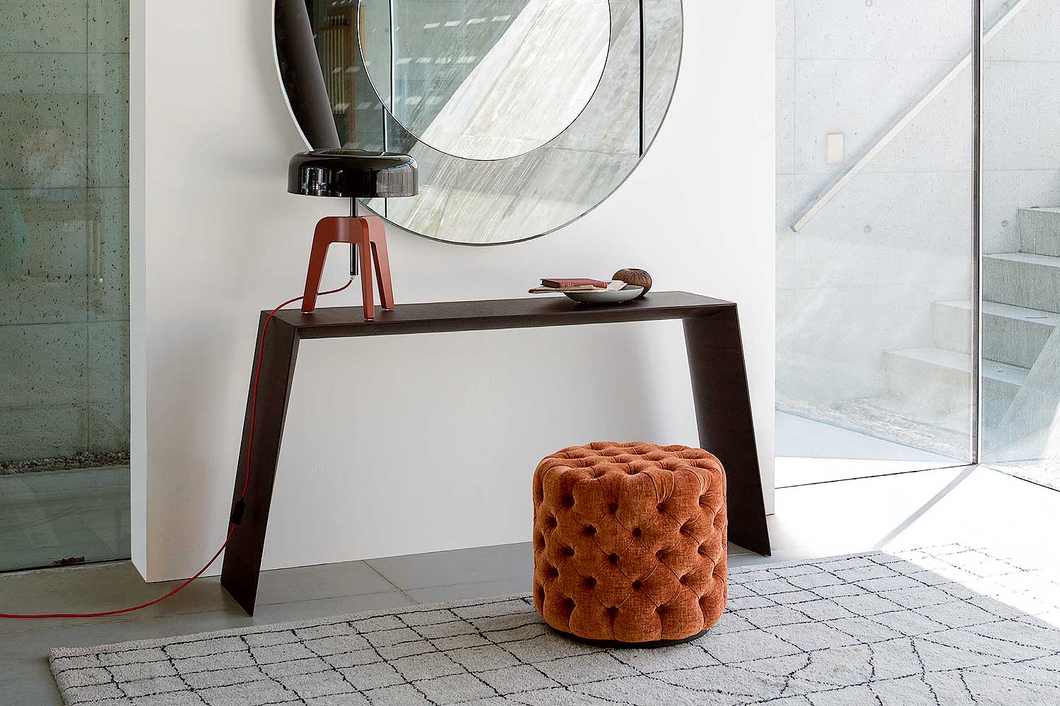 Alcide Round Pouf