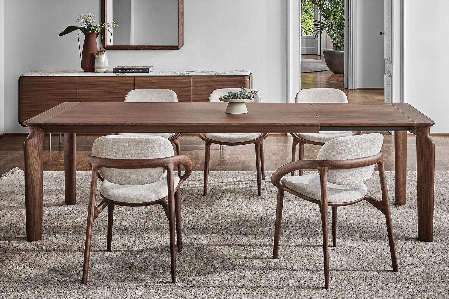 Amphora Extension Dining Table