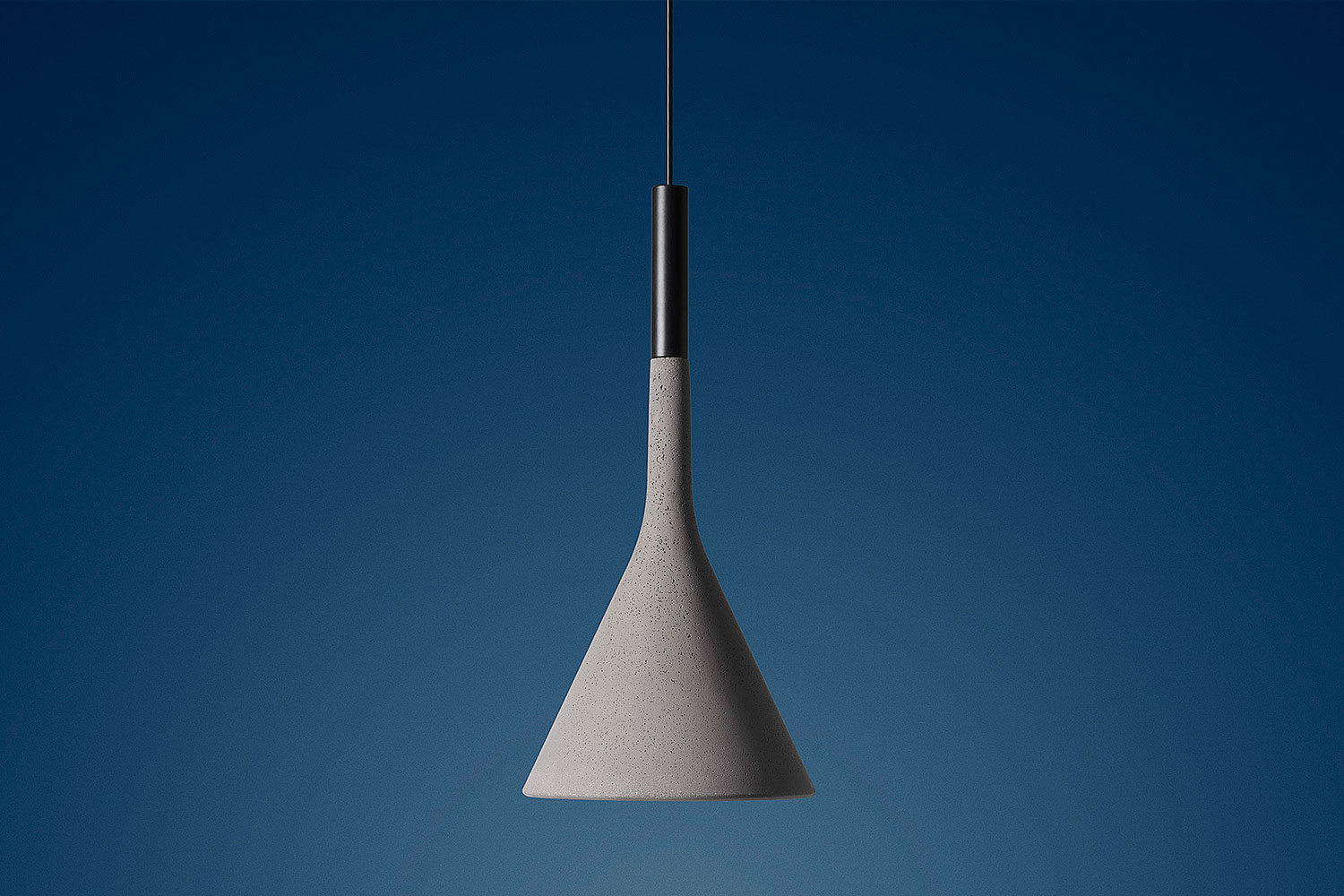 Aplomb Outdoor Pendant Light
