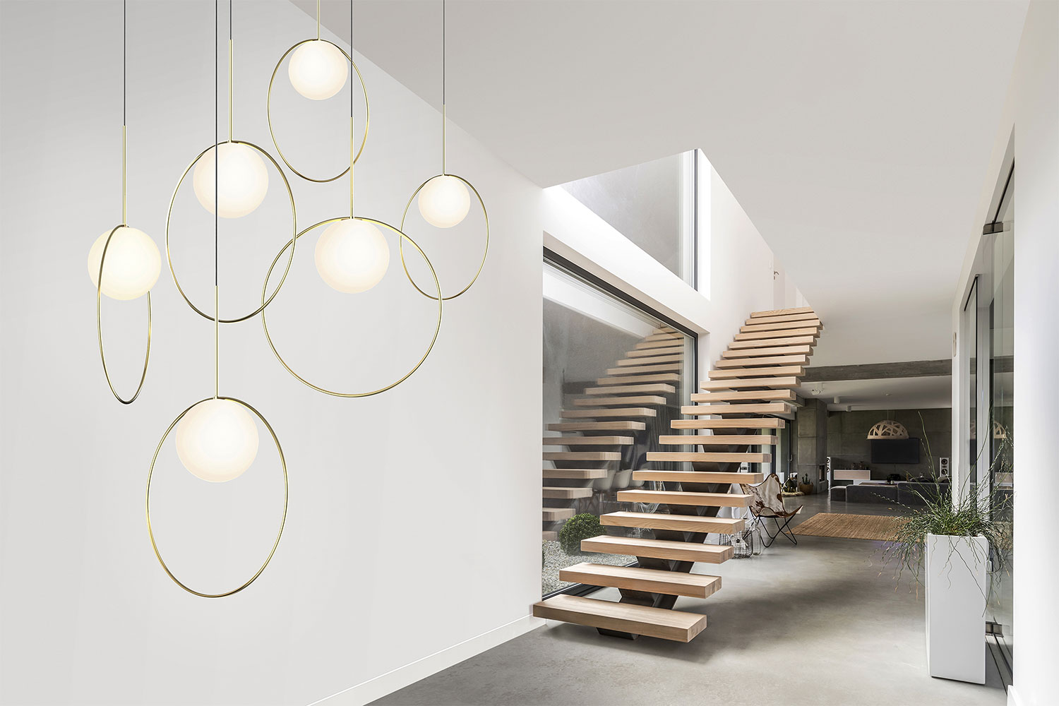 Bola Halo Chandelier