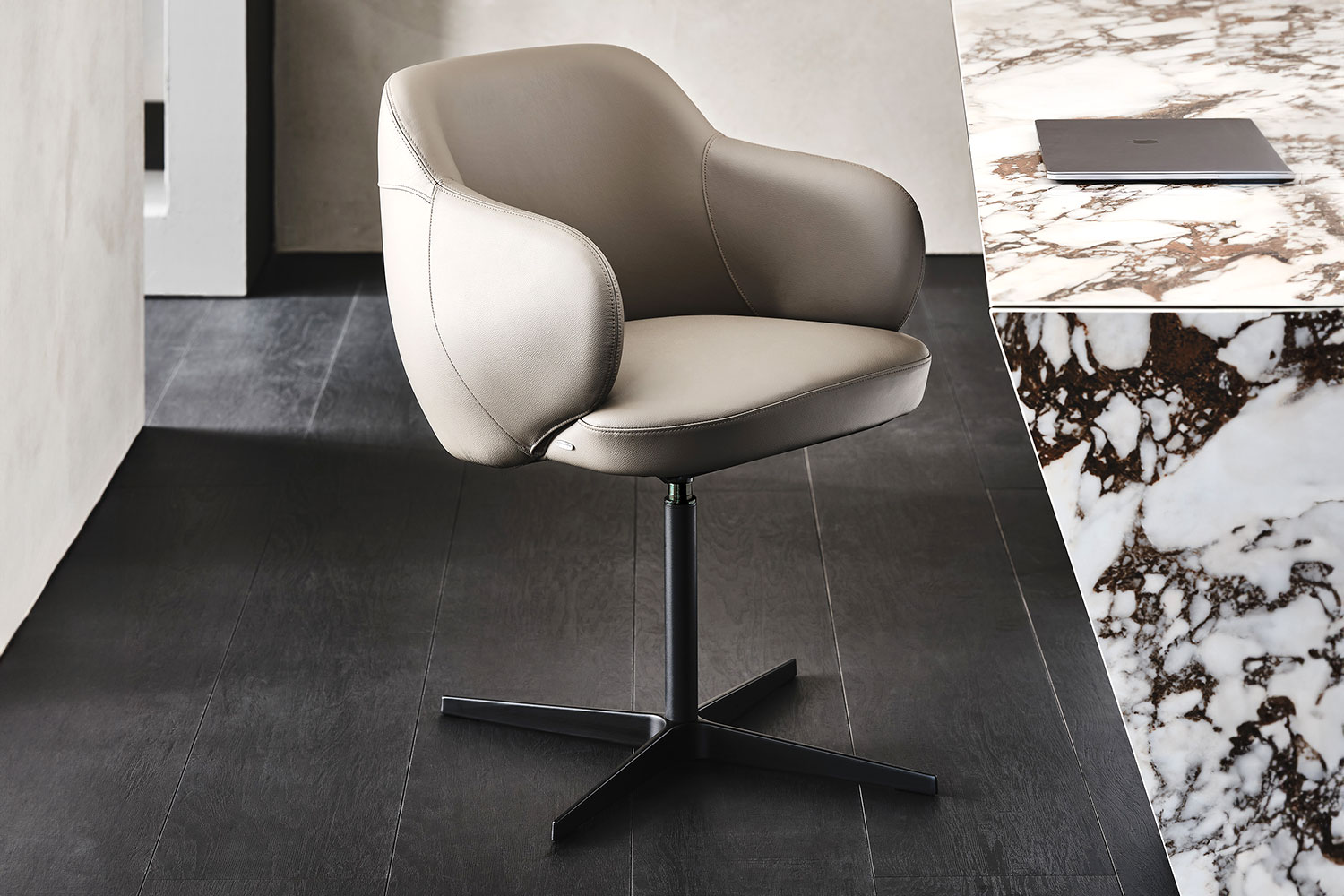 Bombe X Dining Chair