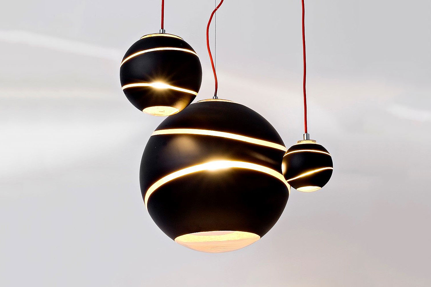 Bond Pendant Light Set of 3 Display Model