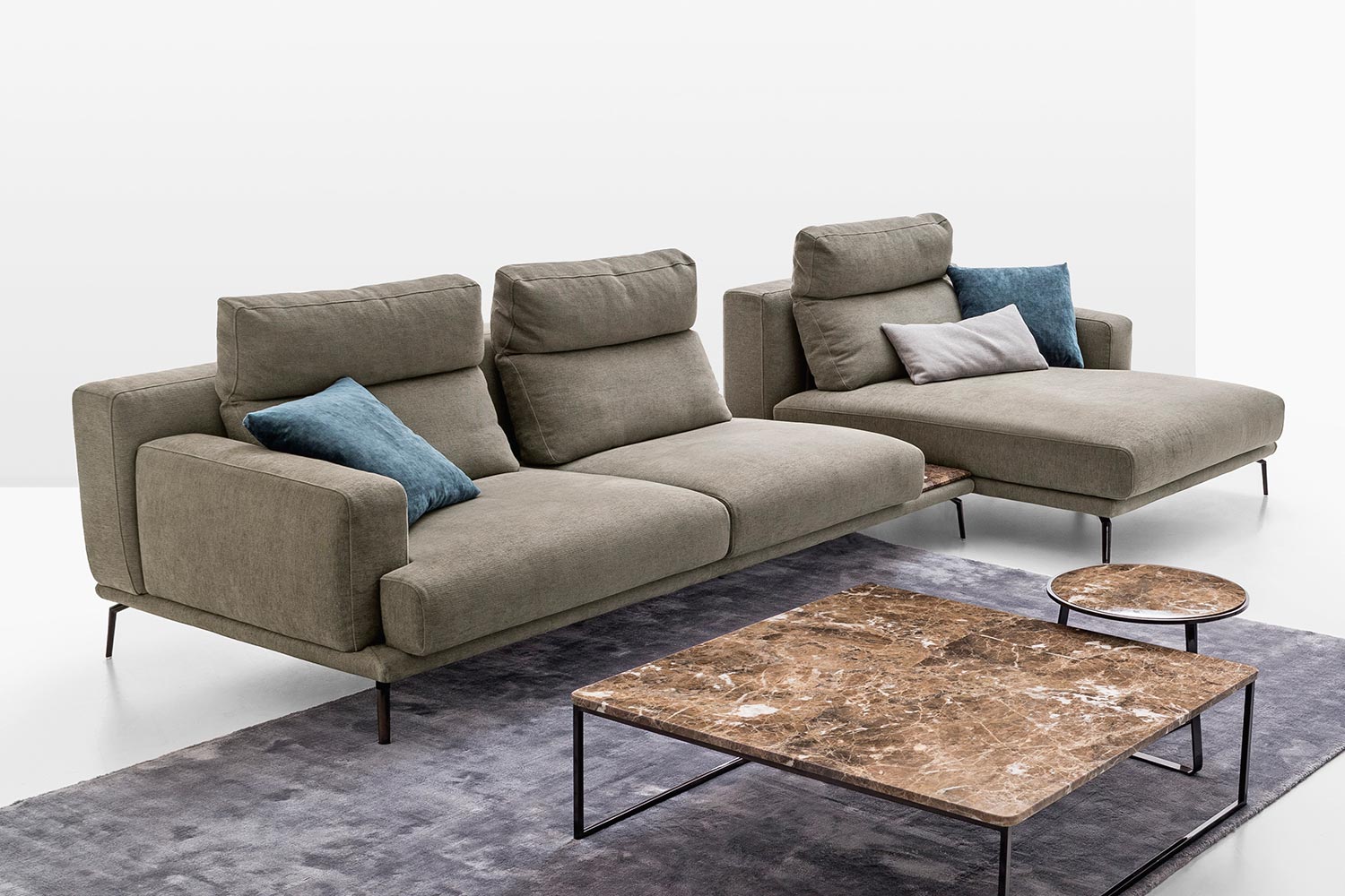 Bovisa Sectional Sofa With Chaise