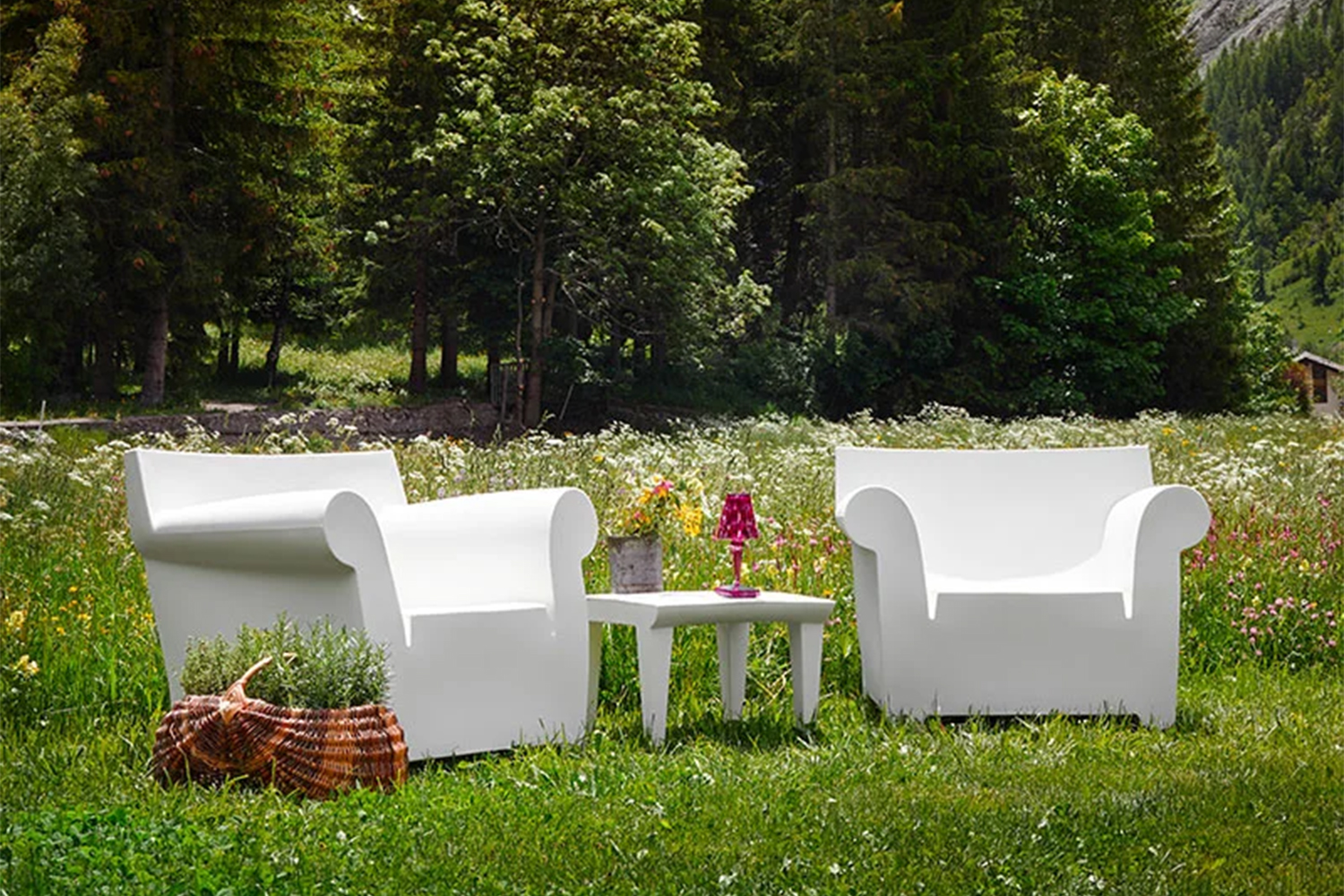 Bubble Club End Table Quickship