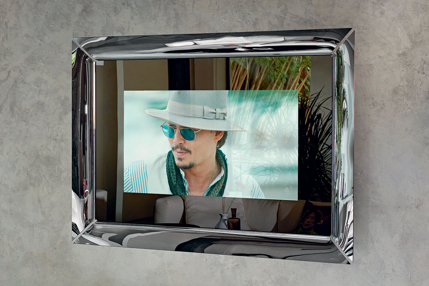 Caadre TV Mirror