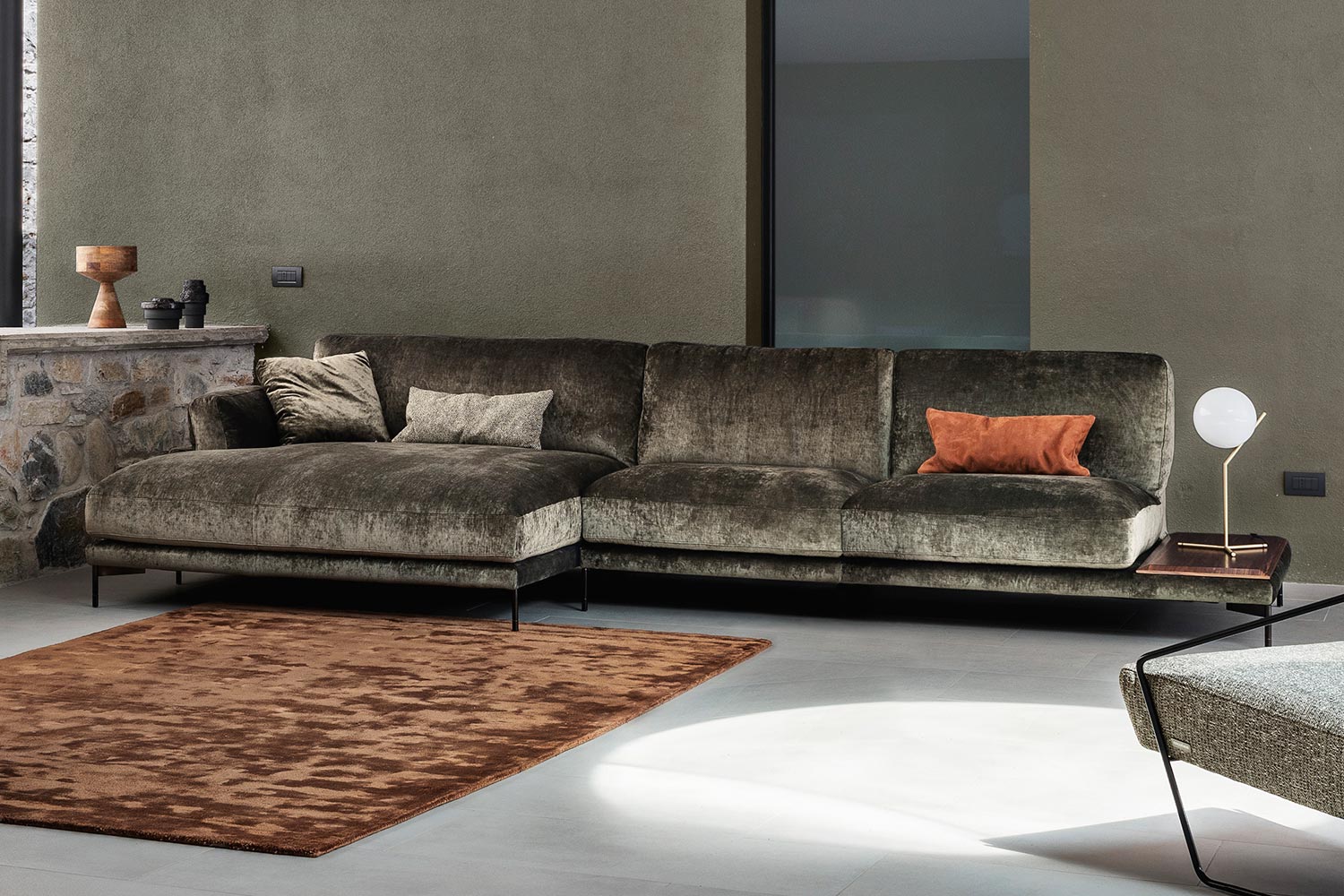 Cadorna Sectional Sofa With Chaise