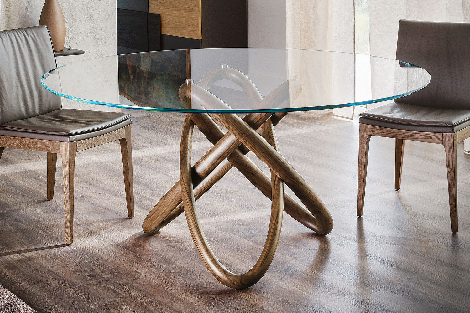 Carioca Dining Table