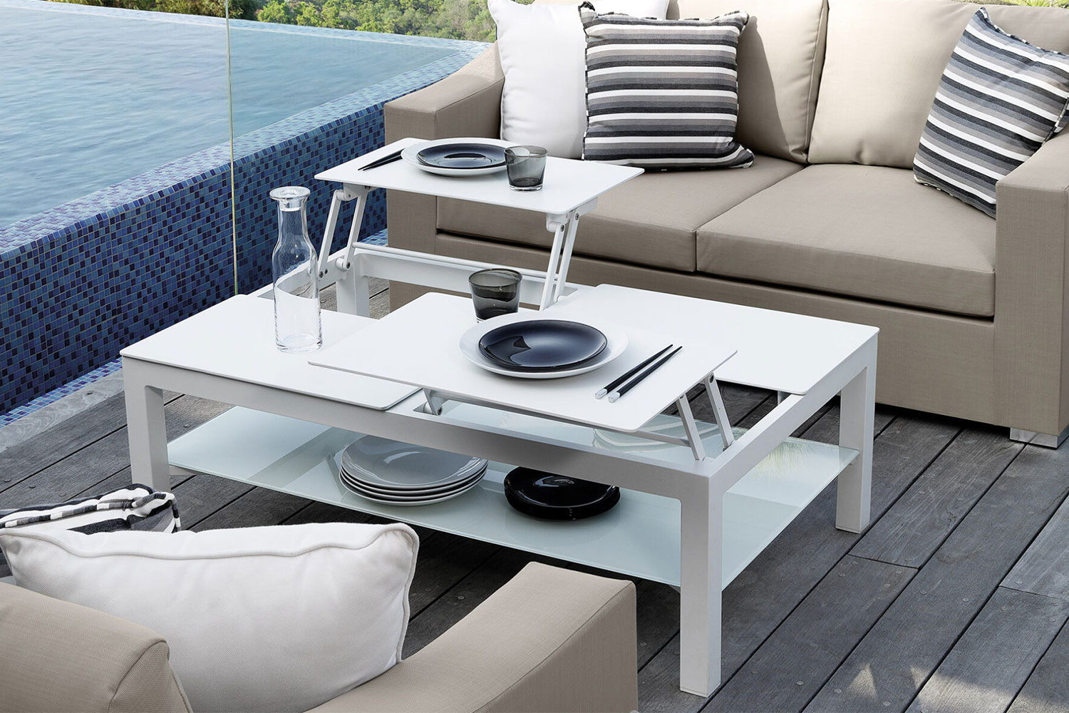 Chic Lift-Up Coffee Table