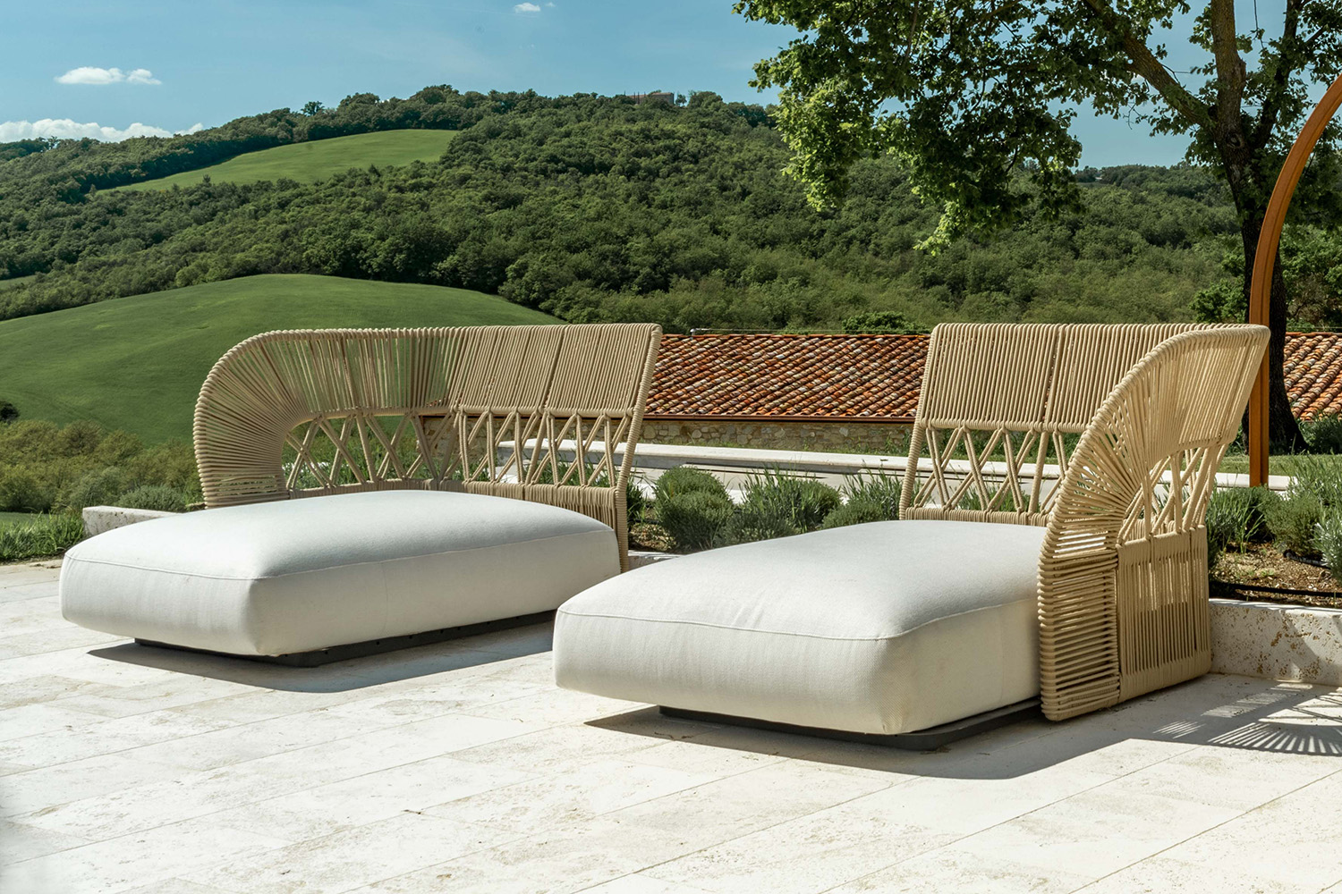 Cliff Deco Rope Chaise Lounge