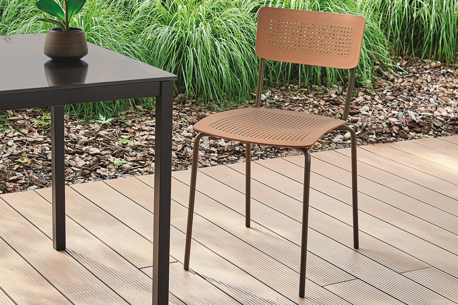 College Dining Chair (Set of Two)