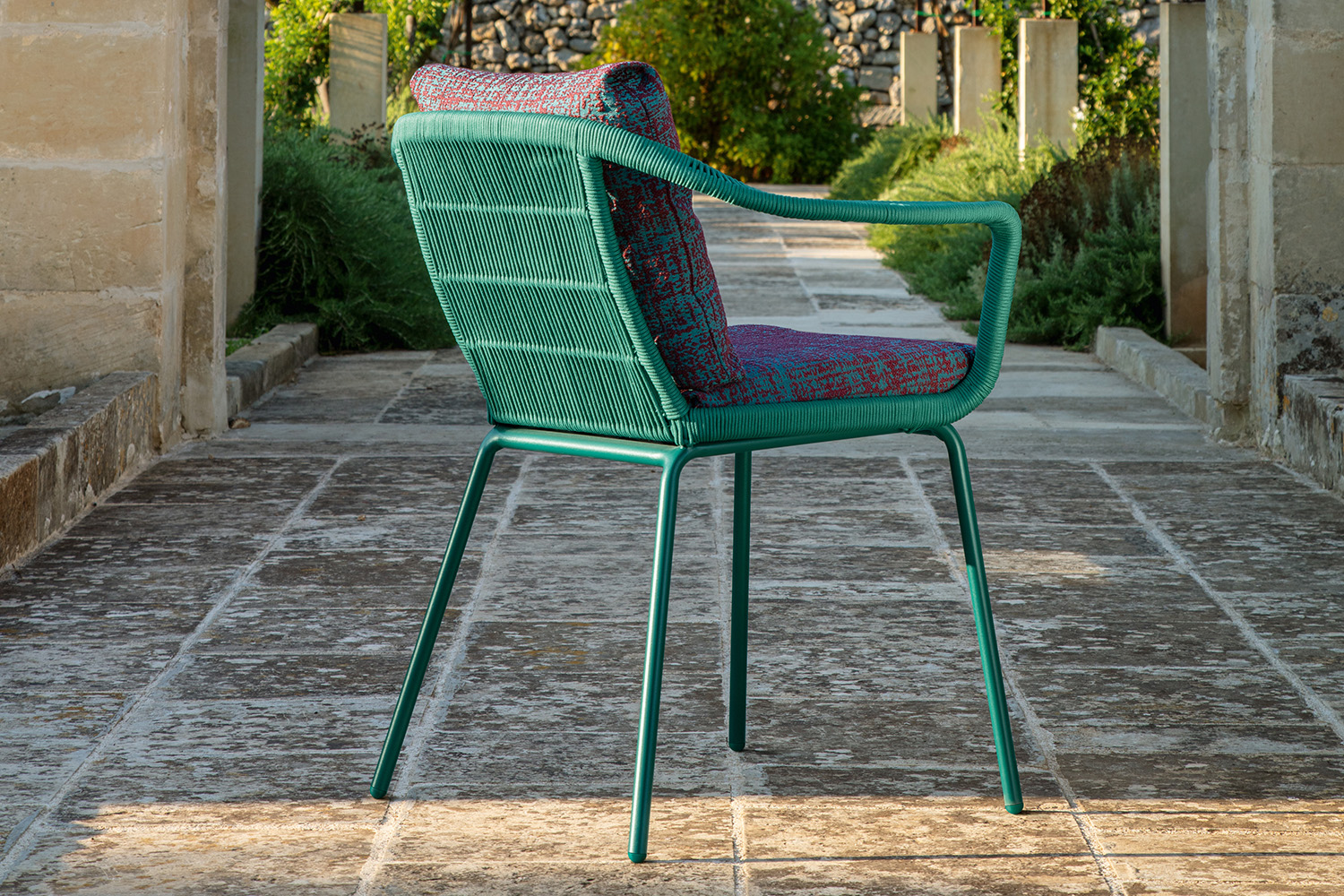 Cruise Alu Dining Armchair