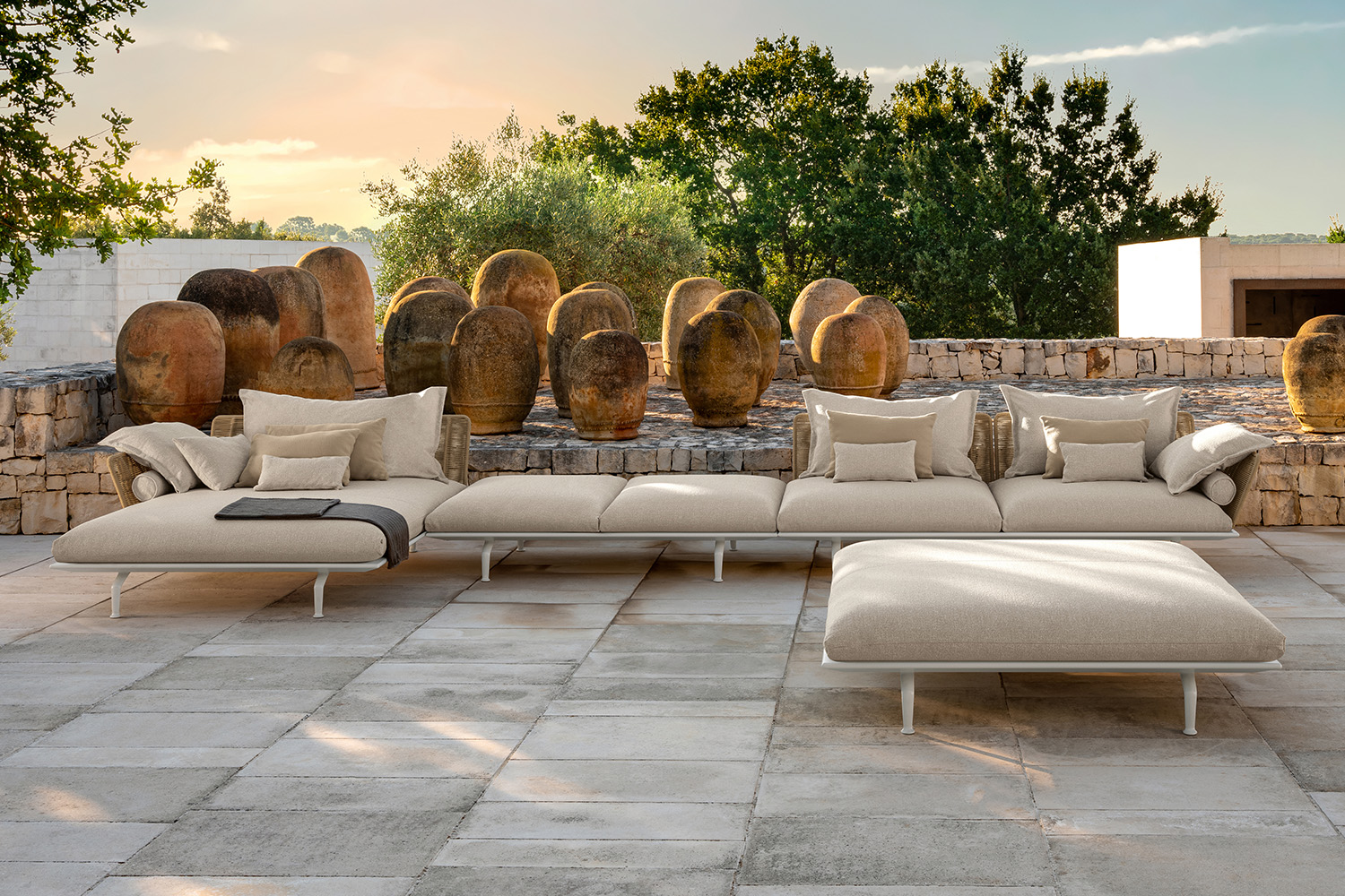 Cruise Alu Sectional Sofa