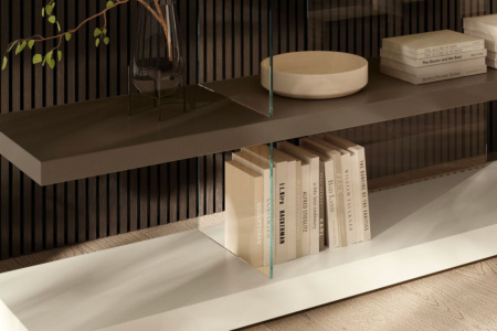 Air 1467 Bookshelf