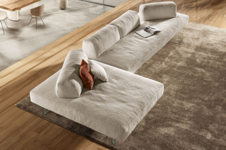 Air Soft Free 1916 Sectional Sofa with Chaise