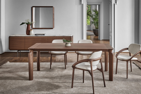 Amphora Dining Table