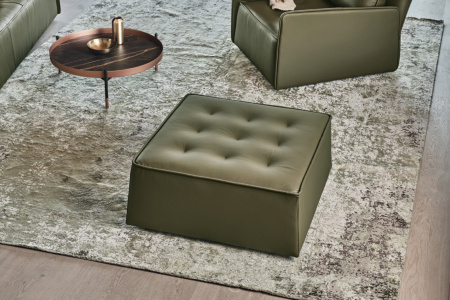 Antares Pouf