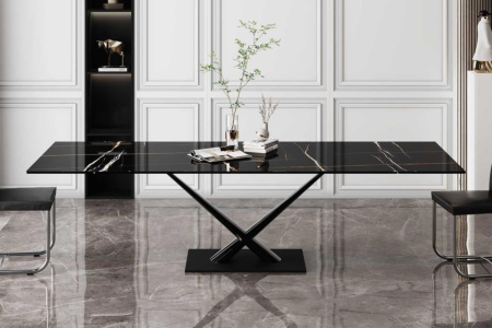Arcadio Dining Table
