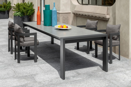 Argo Alu Dining Table