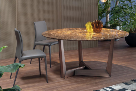 Art Round Dining Table