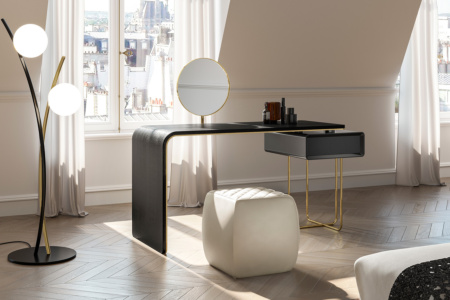 Auri Vanity Desk
