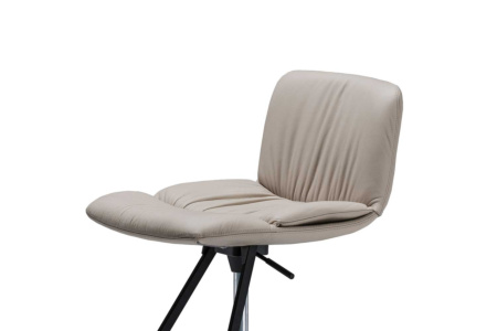 Axel Bar Stool