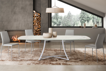 Big Bang Barrel Dining Table