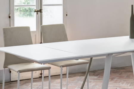 Big Bang Glass Extension Dining Table