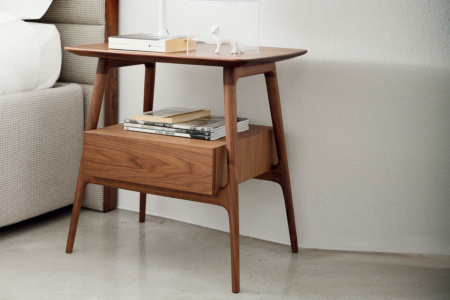 Bilot Nightstand