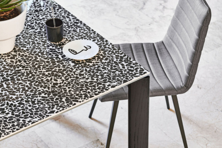 Blade Ceramic Extension Dining Table