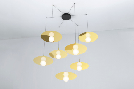 Bola Chandelier