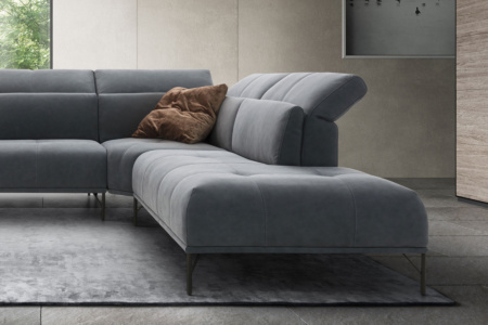 Bolton Sectional Sofa With Peninsula