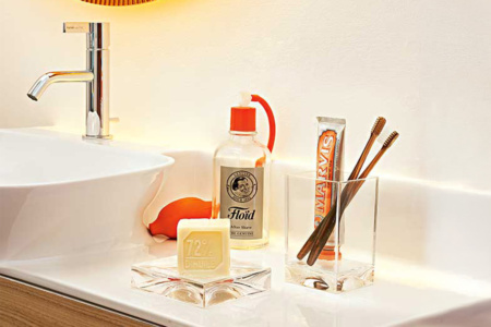 Boxy Toothbrush Holder