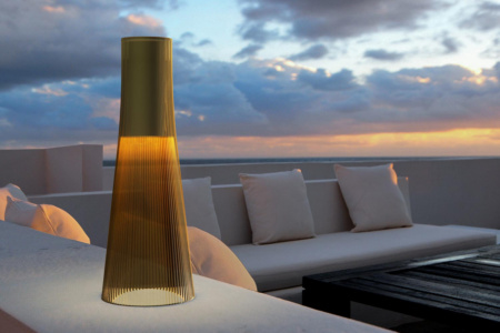 Candel Indoor/Outdoor Lamp
