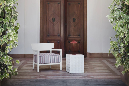 Cara Matte Outdoor Armchair