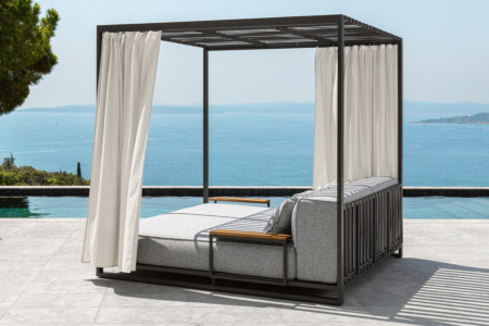 Casilda Outdoor Daybed