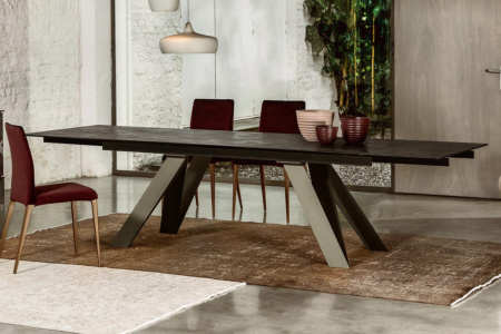 Celtis Extension Dining Table