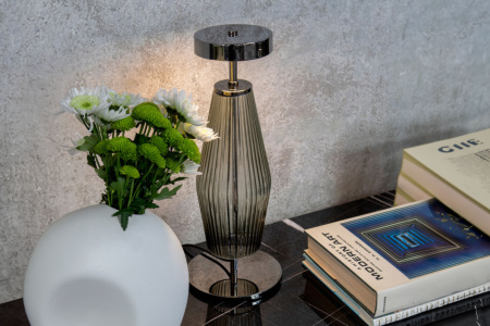 Chic Table Lamp