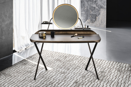 Cocoon Trousse Leather Desk