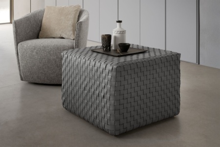 Dama Pouf