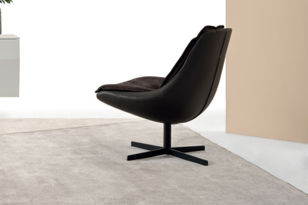 Daya Armchair