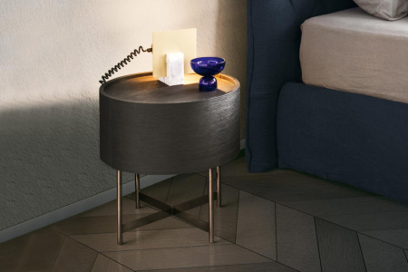 Dedalo Nightstand with Base