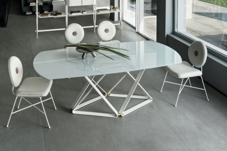 Delta Barrel Extension Dining Table