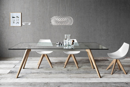 Delta Extension Dining Table