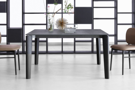 Desco Dining Table